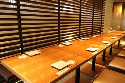 「全席個室 鮮や一夜 岡山本町店」店内イメージ