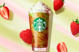 イチゴと抹茶のハーモニー！スターバックス「抹茶 イチゴ クリーム フラペチーノ®」5/15より発売