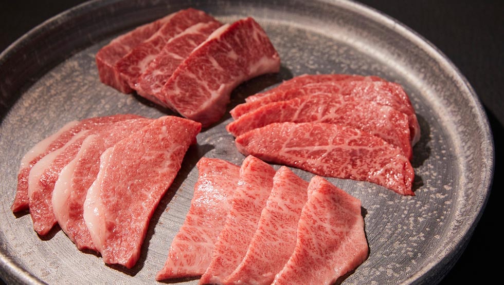 和牛の魅力を届ける牛の達人『和牛焼肉やくにく【徹】』新宿に5/31オープン！