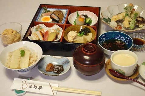 「精進・懐石 ふや平」の「麩屋ランチ会席」