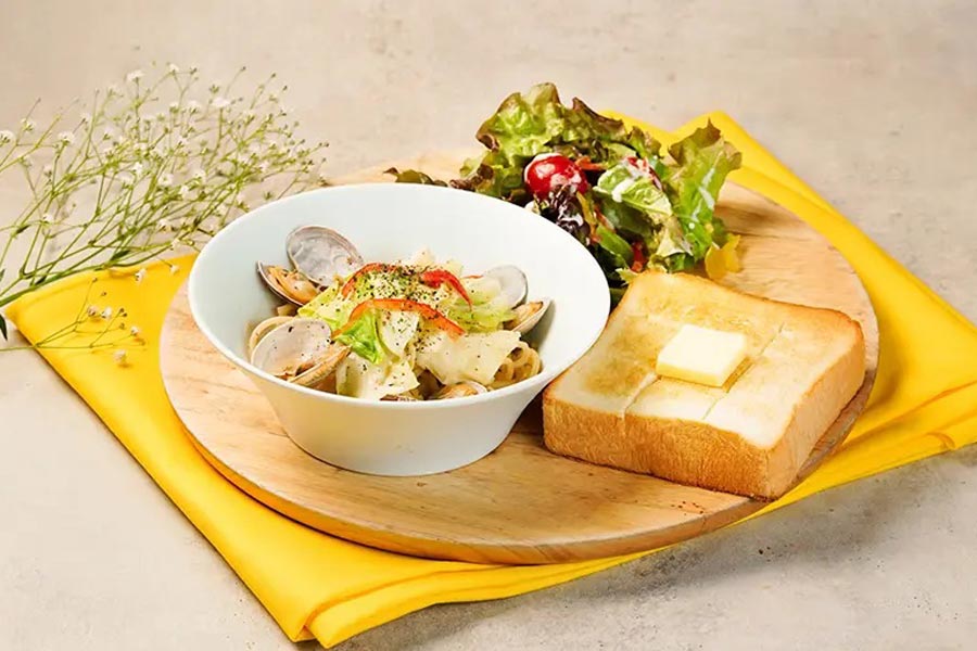 【難波(なんば)】『SAKImoto bakerycafe(サキモトベーカリーカフェ)大阪初號本店』でちょっと贅沢なモーニング