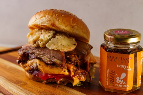 「Burger Occi 麻布十番」
