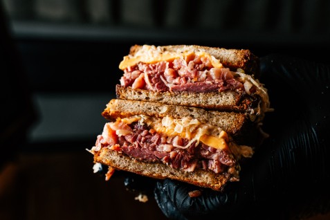 「Burger Occi 麻布十番」