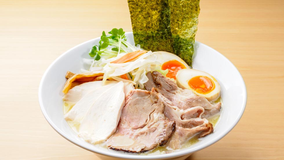 こだわりと経験をギュッと凝縮！『らーめん 茂治』神宮前に6/6オープン