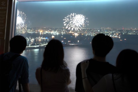 「スパークリングトワイライト花火×DJイベント！横浜ビールで乾杯！@横浜マリンタワー」