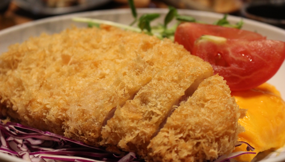 「特選"くちどけポーク"とんかつ御膳」b