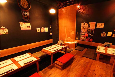 「おはじき新宿」の店内