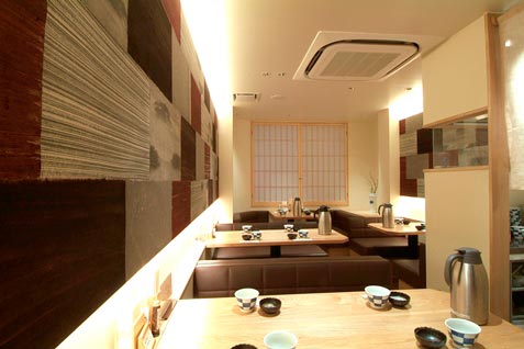 『日本橋　天丼　金子半之助』の店内