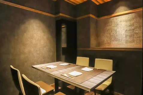 『八重洲 関東炭火焼鰻 うな昇』の料理