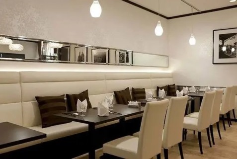 『中華料理 小楠国』の店内