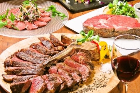 『NEO-SNAPPER CARNAVAL』の肉料理