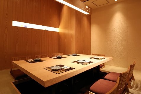 『おもき 銀座店』の店内