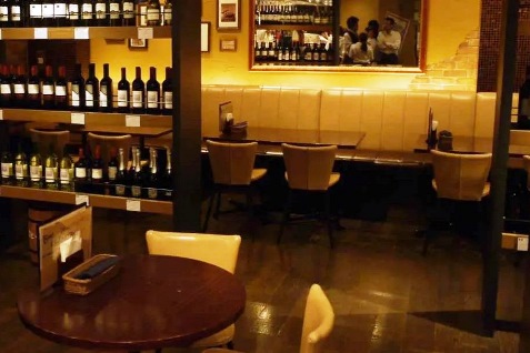 『SALVATORE CUOMO & BAR 大宮』の店内