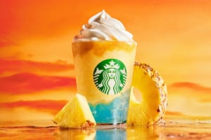 スタバ「サンセット パイン フラぺチーノ®」