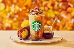 「焼き芋 香ばしカラメル フラペチーノ®」