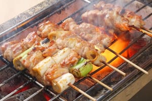 梅田の焼き鳥は安くて美味しい！コスパ最強！梅田の焼き鳥で乾杯