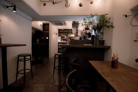 『SWAN＆LION Dining Bar（スワン ＆ライオン　ダイニングバー）』