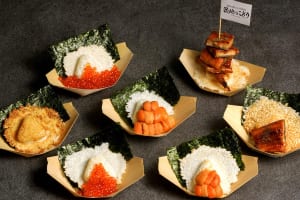 羽根つき焼きおにぎり専門店『築地のにぎり』場外市場に9/18誕生