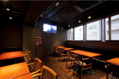 「ダイニングバー Othello」の店内