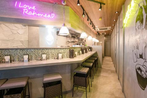 「Rahmen&Onigiri Eddie」の店内