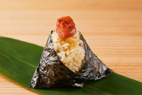 『むすび寿司 人形町店』の「天然南まぐろの中とろ」