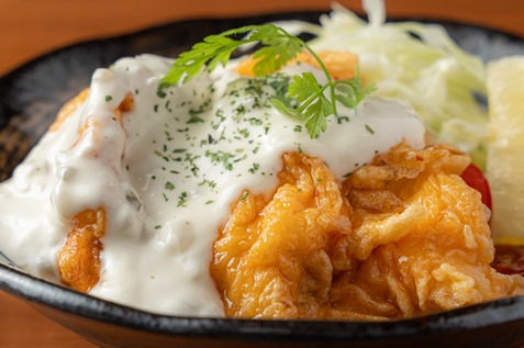 『九州酒場 ゑびす イノゲート大阪店』のチキン南蛮