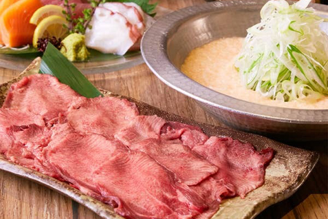「ゆらり 北千住店」の「牛タンしゃぶしゃぶ」
