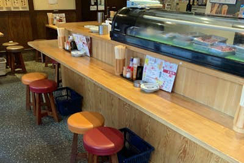 「大衆酒場 くろ」店内イメージ
