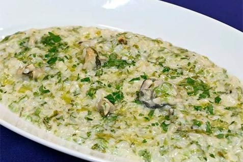 『Inf（インフ）隅田川イタリアン』の「広島県産牡蠣と海苔のリゾット」