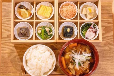 『拘りの味噌汁と羽釜ごはん 佳照庵（カショウアン）』の料理
