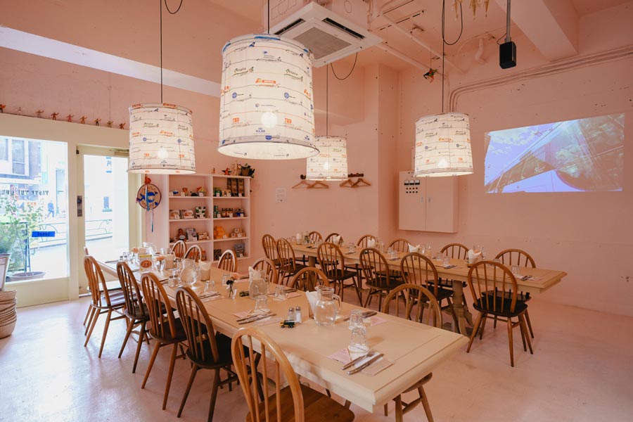 『TASTE THE WORLD(テイスト ザ ワールド)新宿店』