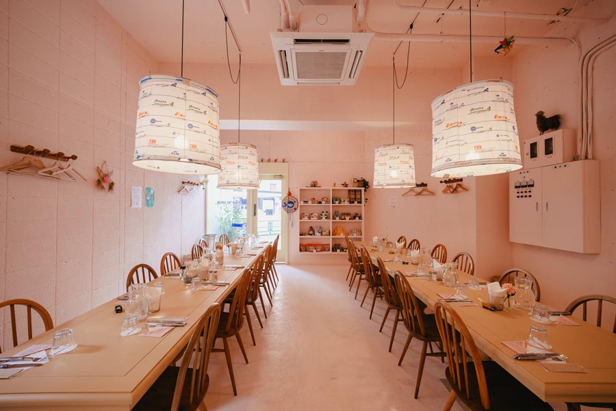 『TASTE THE WORLD(テイスト ザ ワールド)新宿店』