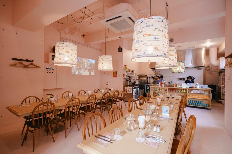 『TASTE THE WORLD(テイスト ザ ワールド)新宿店』