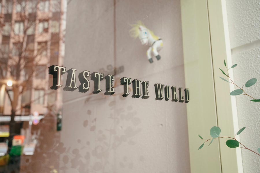 『TASTE THE WORLD(テイスト ザ ワールド)新宿店』