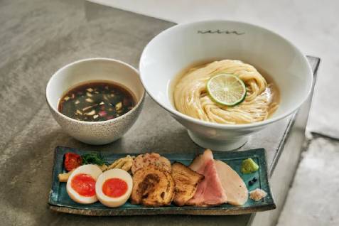 「maren 北新地本店」
