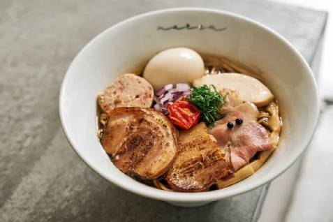 「maren 北新地本店」