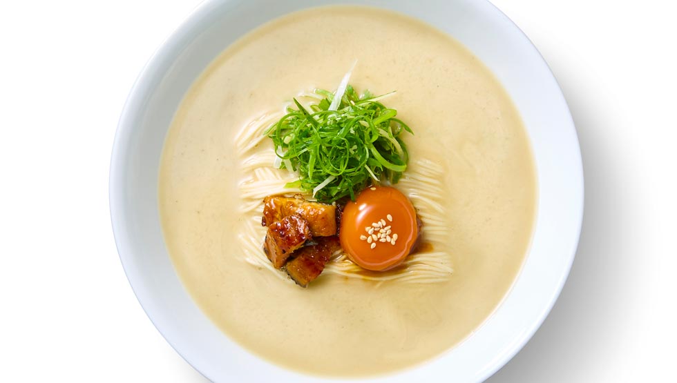 『山田のうなぎ うな骨らーめん 築地本店』の「山田のうなぎ骨らーめん」