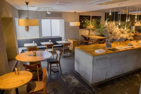 「44 APARTMENT 町田店」の店内