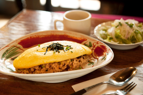 高円寺『七つ森』の「オムごはん」