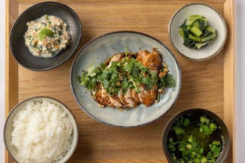 『KABEAT（カビート）日本生産者食堂』の料理