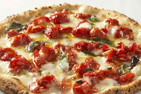 『PIZZA SALVATORE CUOMO（サルバトーレ クオモ アンド バー）人形町』の「D.O.C～ドック～」