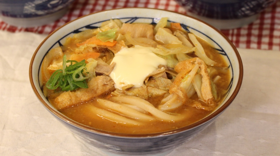 「俺たちのガリバタマヨ豚汁うどん（温）」