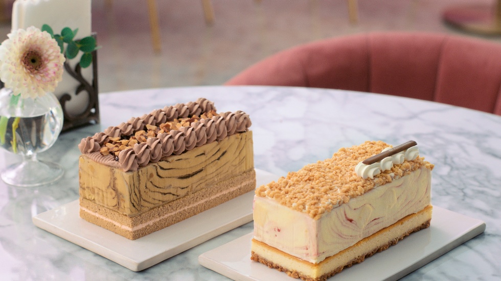 サーティワン「31 ザ・チーズケーキ made from ストロベリーチーズケーキ」発売