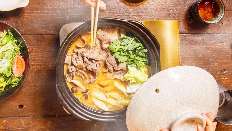 『米とサーカス渋谷 PARCO店』の「鍋定食」