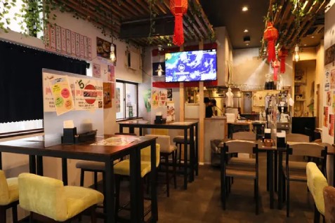 「サイアム食堂 秋葉原店」の店内