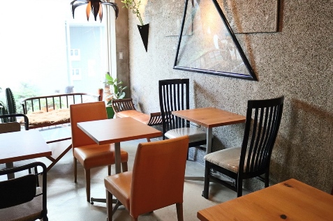 『HATI DUA』の店内