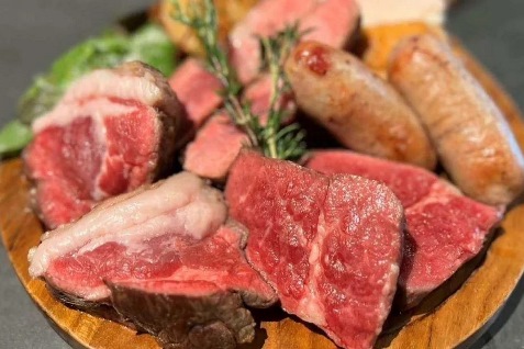 『カステリーナ立川』の肉盛り合わせ