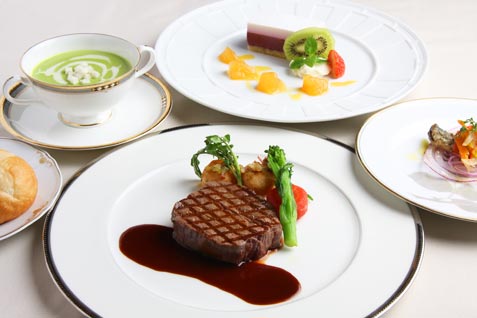 『上野精養軒 グリル フクシマ』のコース料理