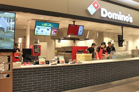 『Domino's Pizza ARIAKE GARDEN（ドミノ ピザ アリアケ ガーデン）』の外観
