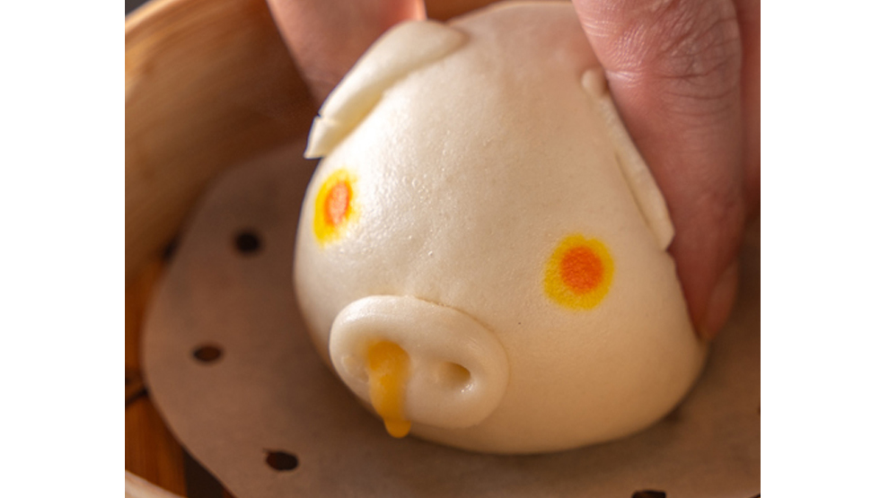 『DimDimSum 新宿マルイ本館店』の「カスタード豚饅頭」